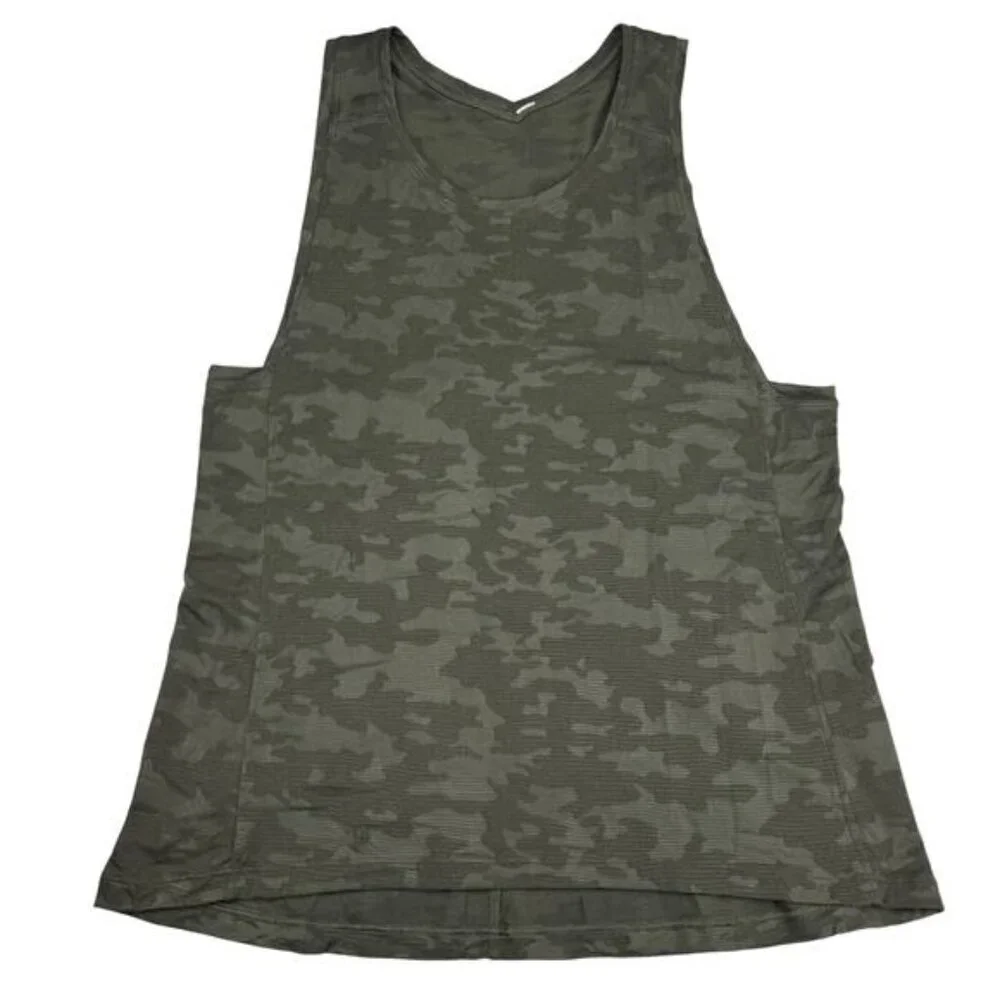 Lululemon Run For Days Tank in Deep Camo Size 4